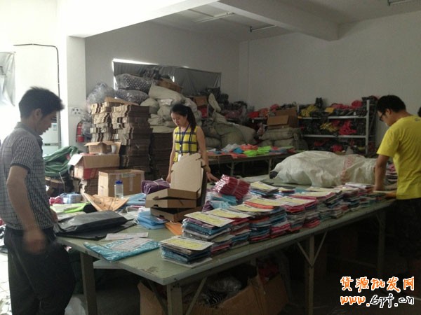 3皇冠女裝網(wǎng)店的清倉(cāng)生意經(jīng)2