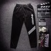寶山阿迪達(dá)斯高仿運(yùn)動(dòng)服衛(wèi)衣衛(wèi)褲 想買新款阿迪達(dá)斯運(yùn)動(dòng)服，就到咪果鞋業(yè)