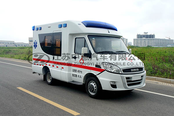 中意SZY5043XJHN依維柯寶迪方艙救護車