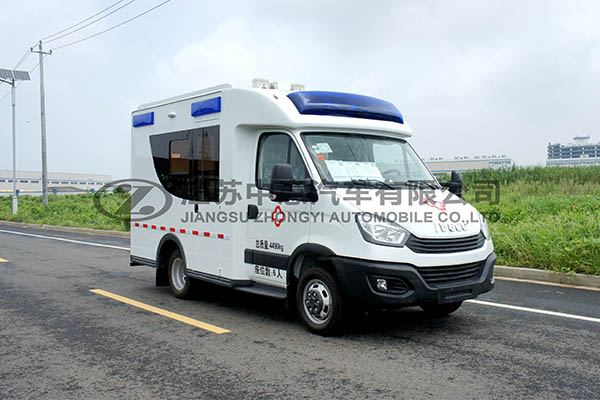 中意SZY5045XJHN2依維柯歐勝方艙救護車