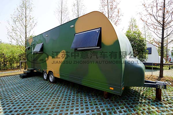宿營(yíng)車