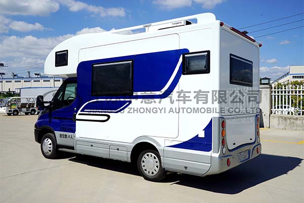 中意SZY5045XLJ進(jìn)口自動(dòng)擋雙拓展依維柯C型房車