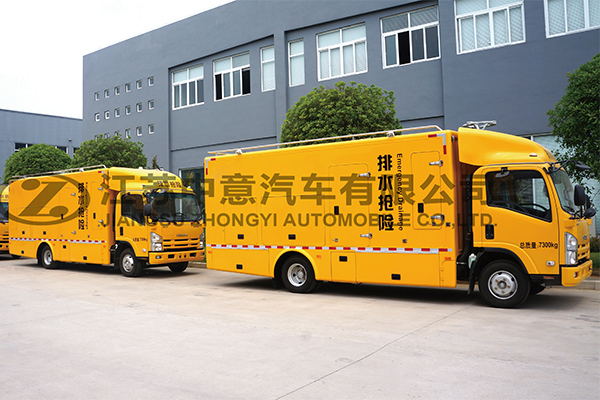 排水車