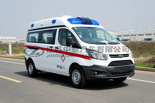 其他底盤救護車